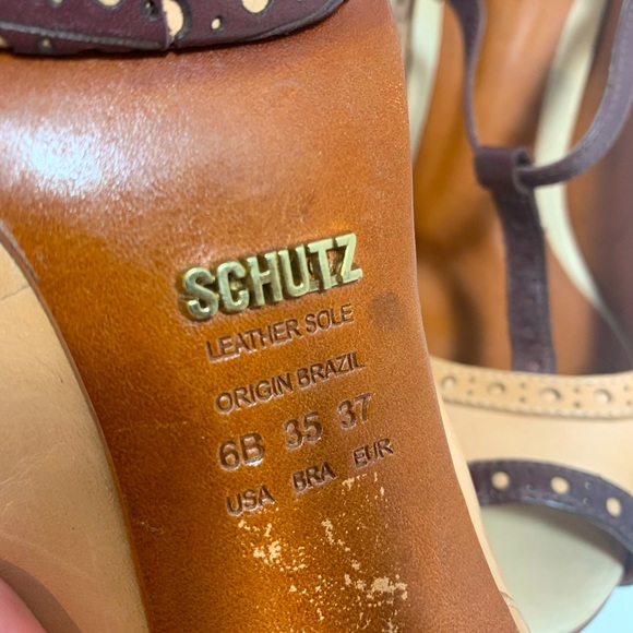 Vintage look SCHUTZ heels - Picture 6 of 6